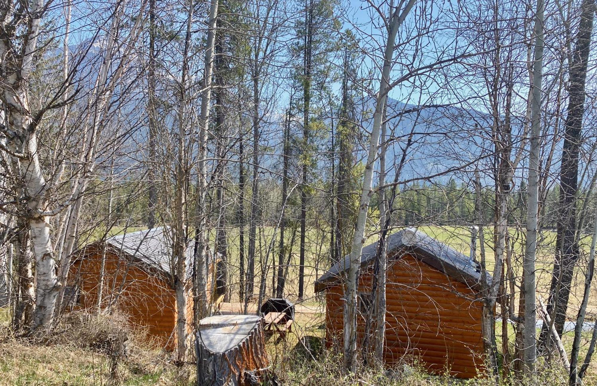 Rocky Mountain Cabins And Home Golden Kültér fotó
